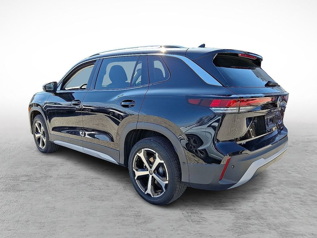 New 2026 Black Volkswagen 2.0T SE image 3