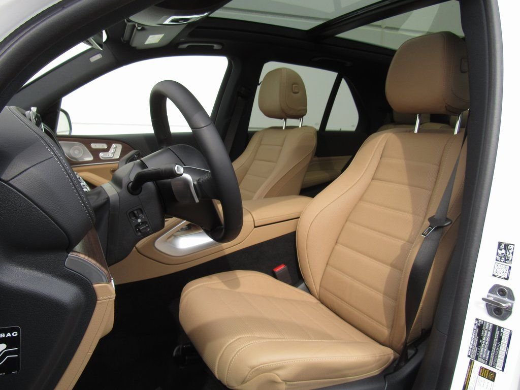 2025 Mercedes-Benz GLE GLE450 - Photo 11