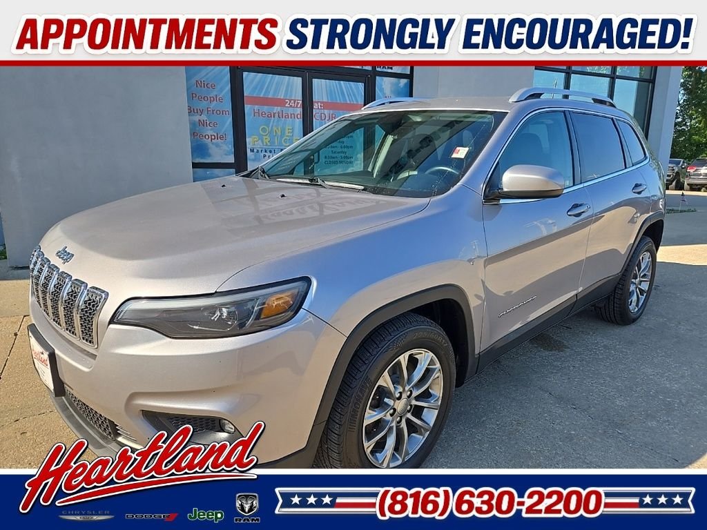 Used 2019 Jeep Cherokee Latitude Plus with VIN 1C4PJLLB5KD272159 for sale in Kansas City