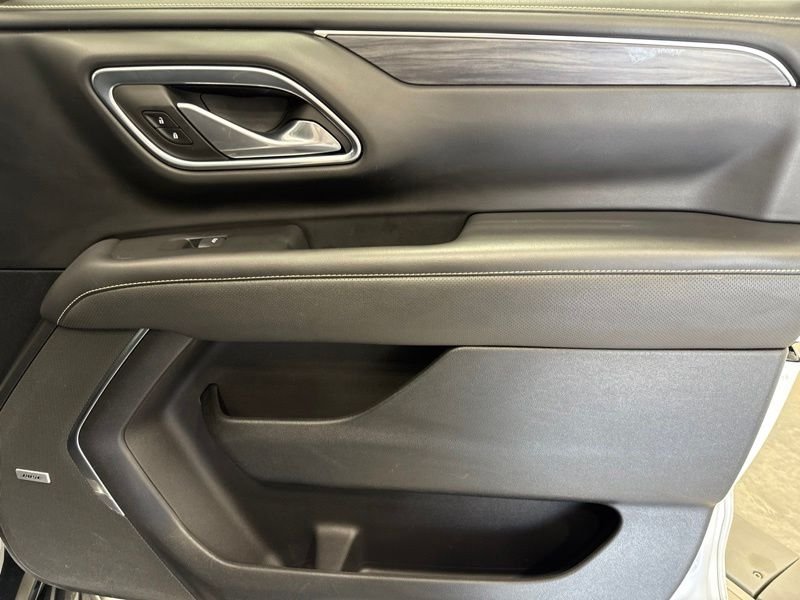 Used 2022 White GMC SLT image 19