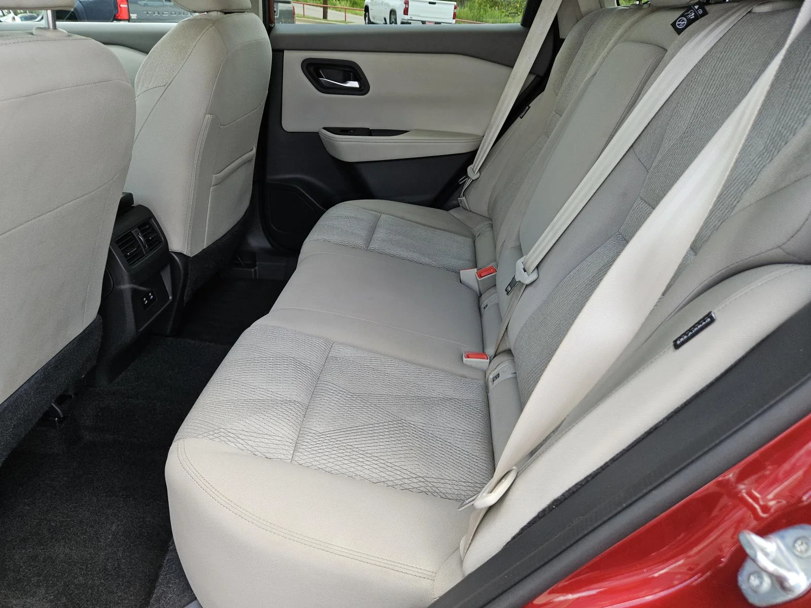 Used 2025 Scarlet Ember Tintcoat Nissan AWD SV image 29
