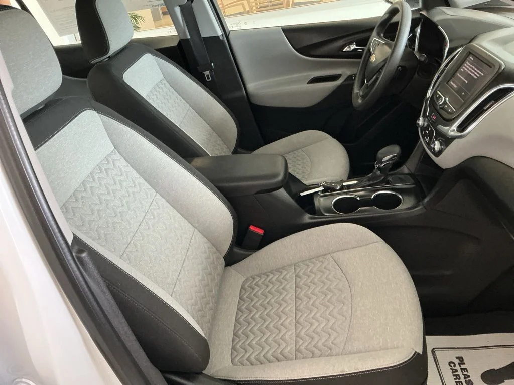 Used 2024 Summit White Chevrolet LS image 22