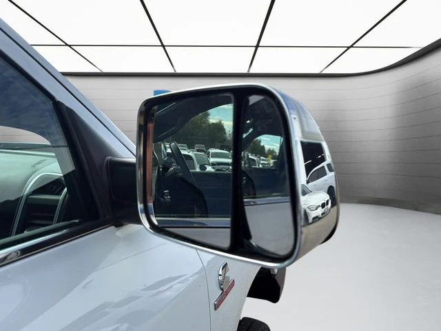 Used 2022 White Ram Big Horn image 10