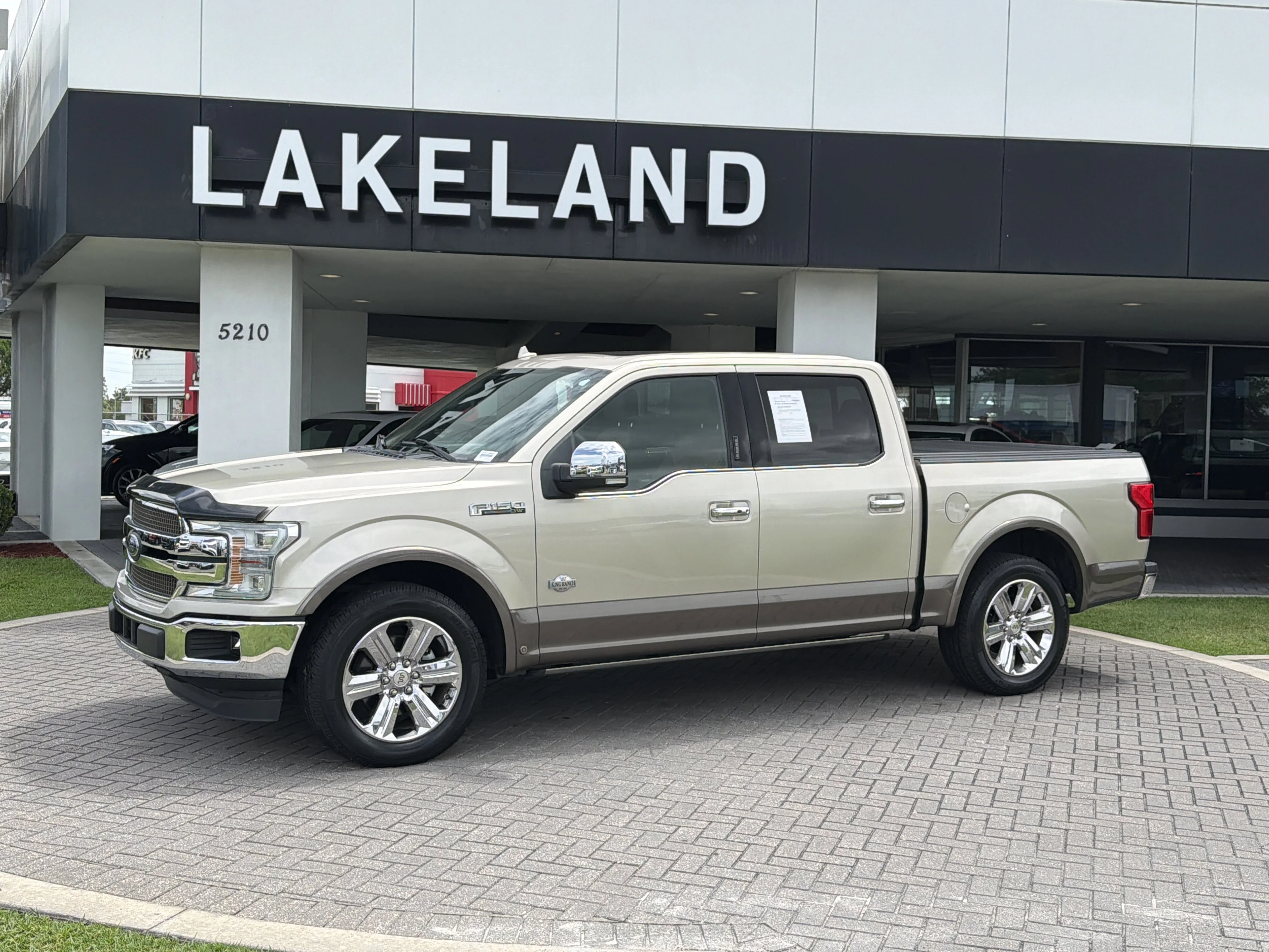Used 2018 White Gold Ford King Ranch image 2