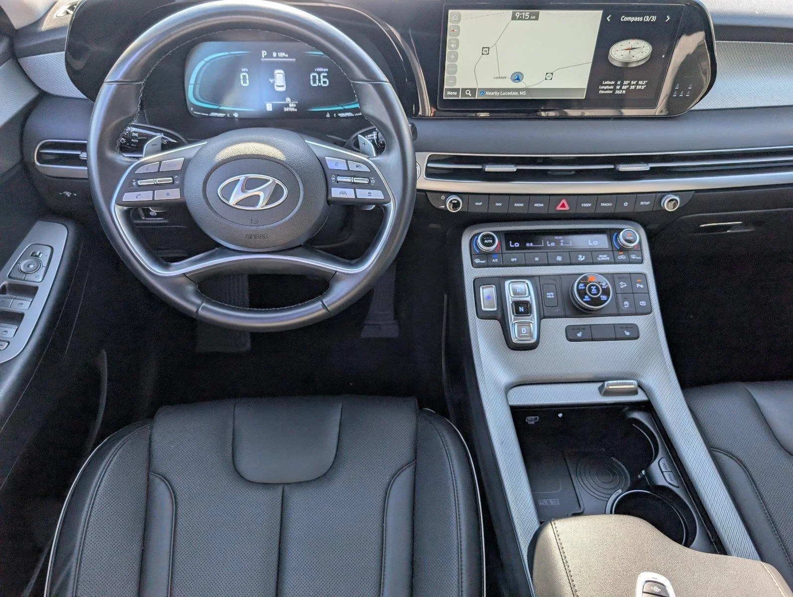 Used 2025 Abyss Black Pearl Hyundai SEL image 32