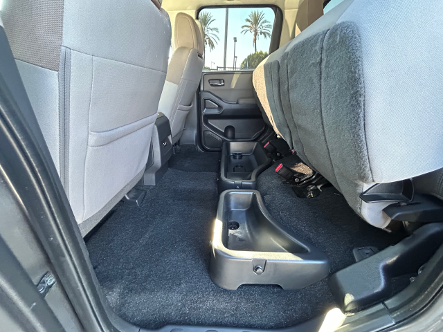 Used 2022 Gray Nissan SV image 35