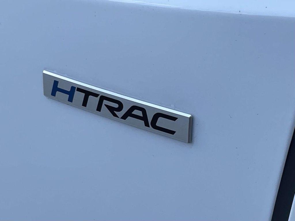 New 2026 White Hyundai SEL Premium AWD image 9