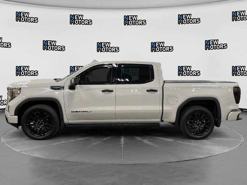 Used 2025 Titanium GMC Denali Ultimate image 2