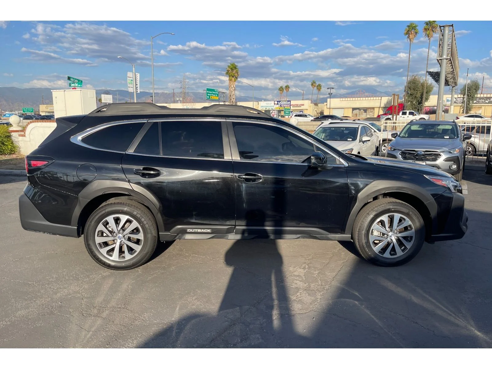 Used 2025 CRYSTAL BLACK SIL Subaru Premium image 7