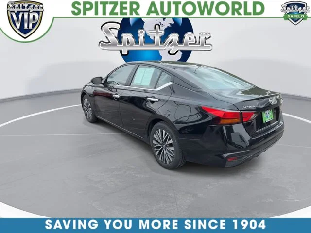 Used 2024 Black Nissan 2.5 SV image 7