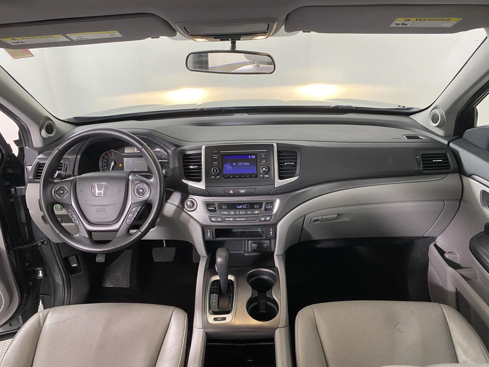 Used 2019 Forest Mist Metallic Honda RTL image 30