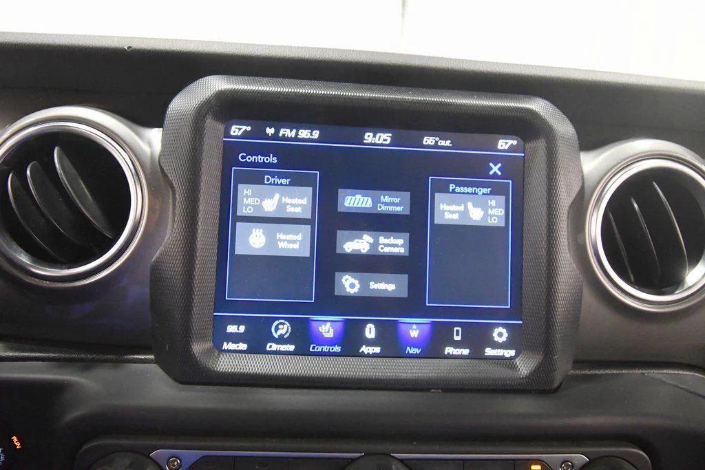 2022 Jeep Wrangler Unlimited Sahara - Photo 22