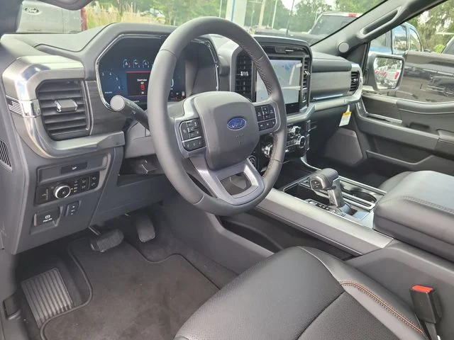 New 2026 Avalanche Ford Lariat image 18