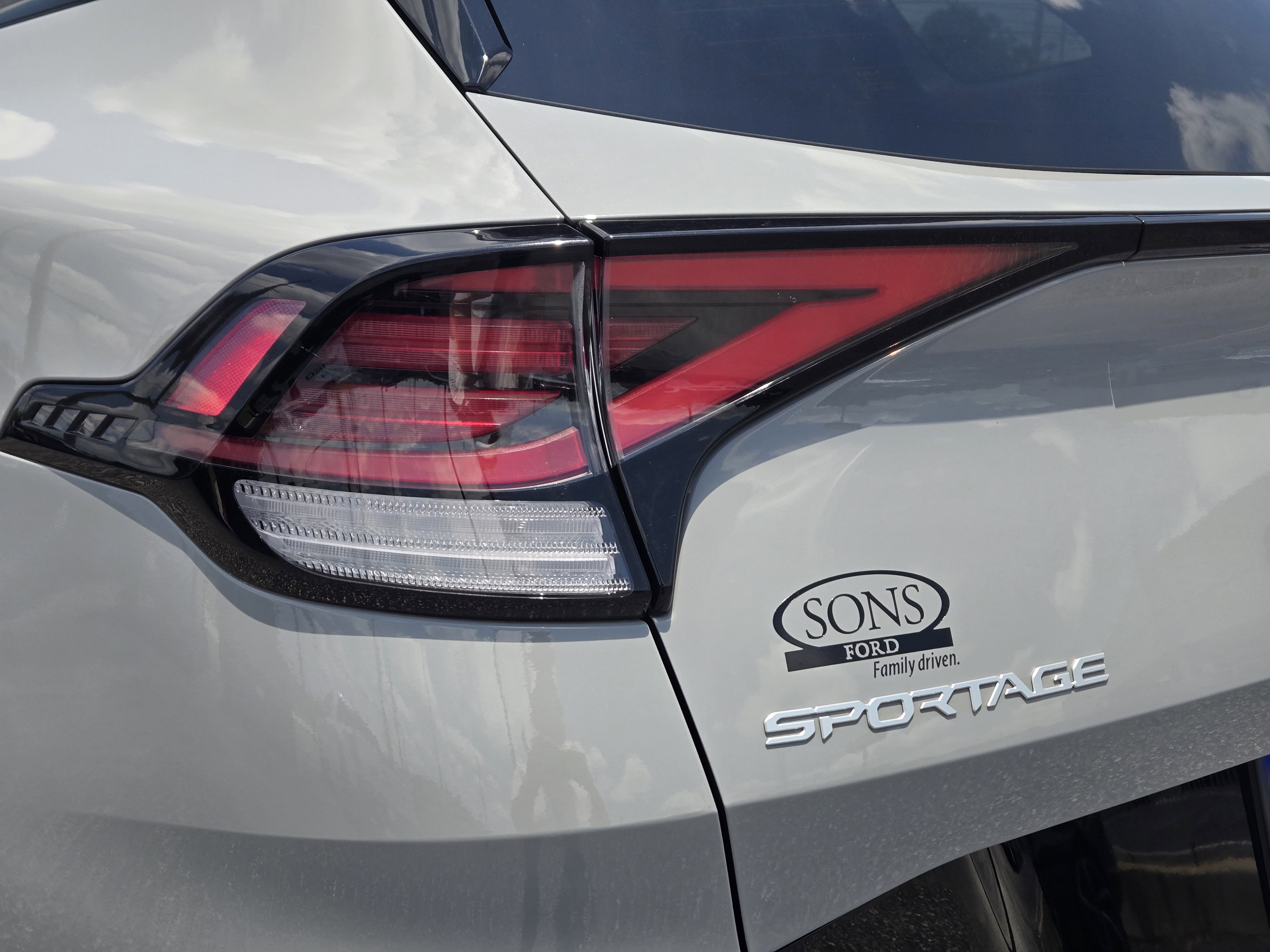 Certified Used 2023 Wolf Gray Kia SX-Prestige image 10