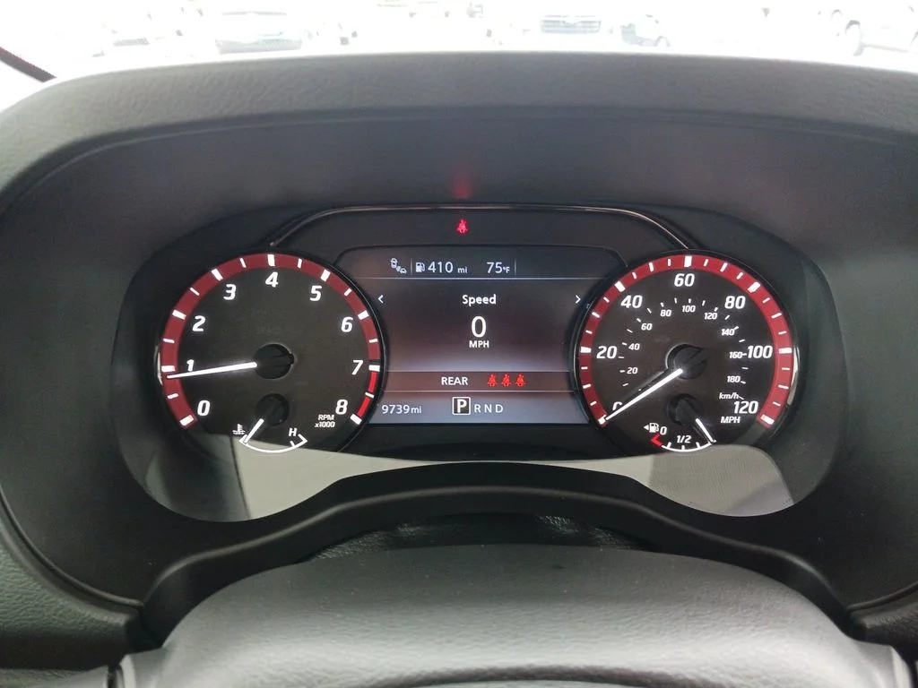 Used 2026 Green Nissan PRO-X image 19
