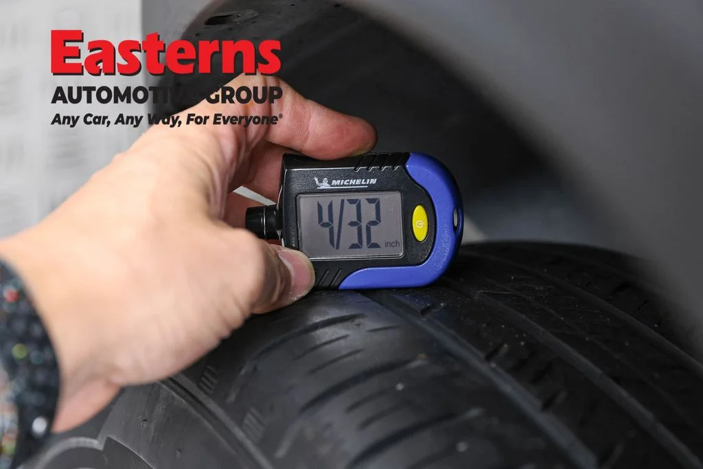 Used 2023 Black Chevrolet RS image 28