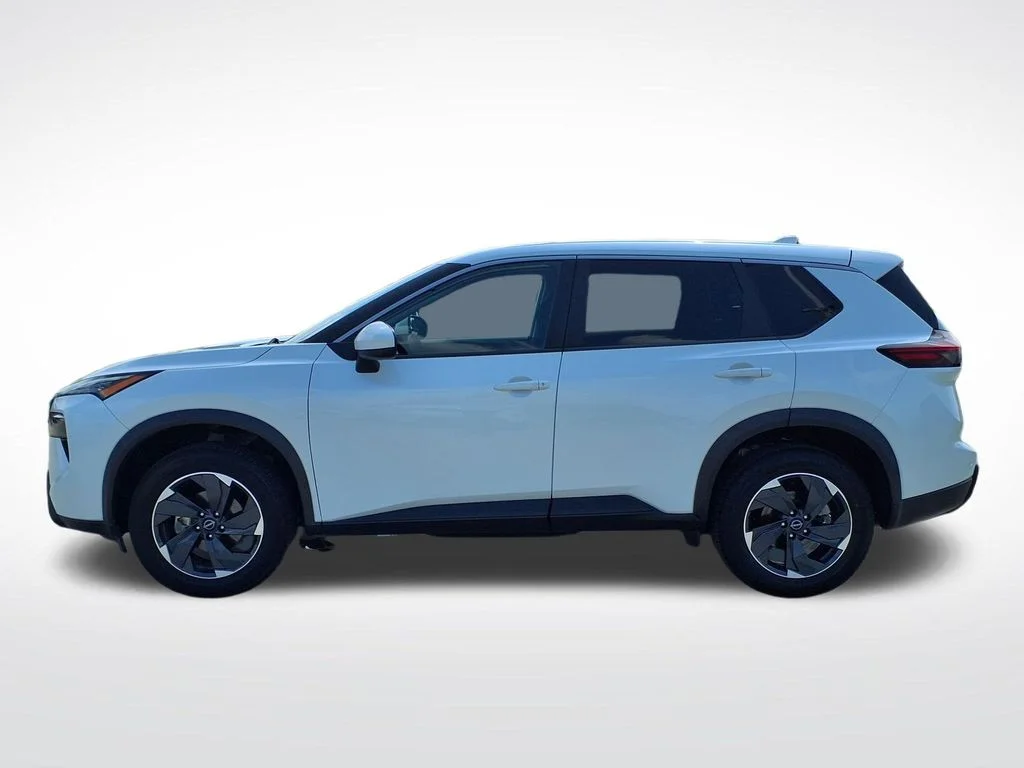 Used 2024 White Nissan SV image 5