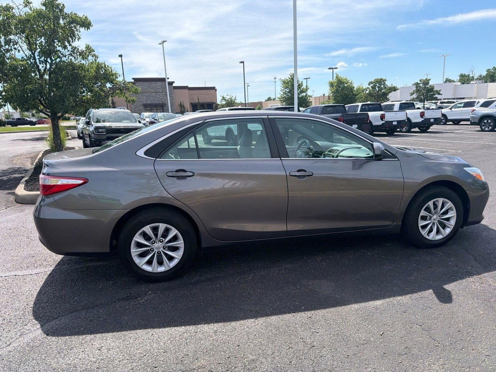 Used 2016 Predawn Gray Mica Toyota LE image 11