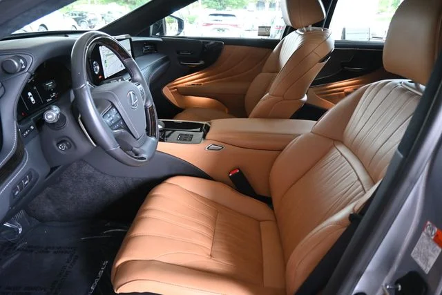Certified Used 2024 IRIDIUM Lexus 500 Base image 18