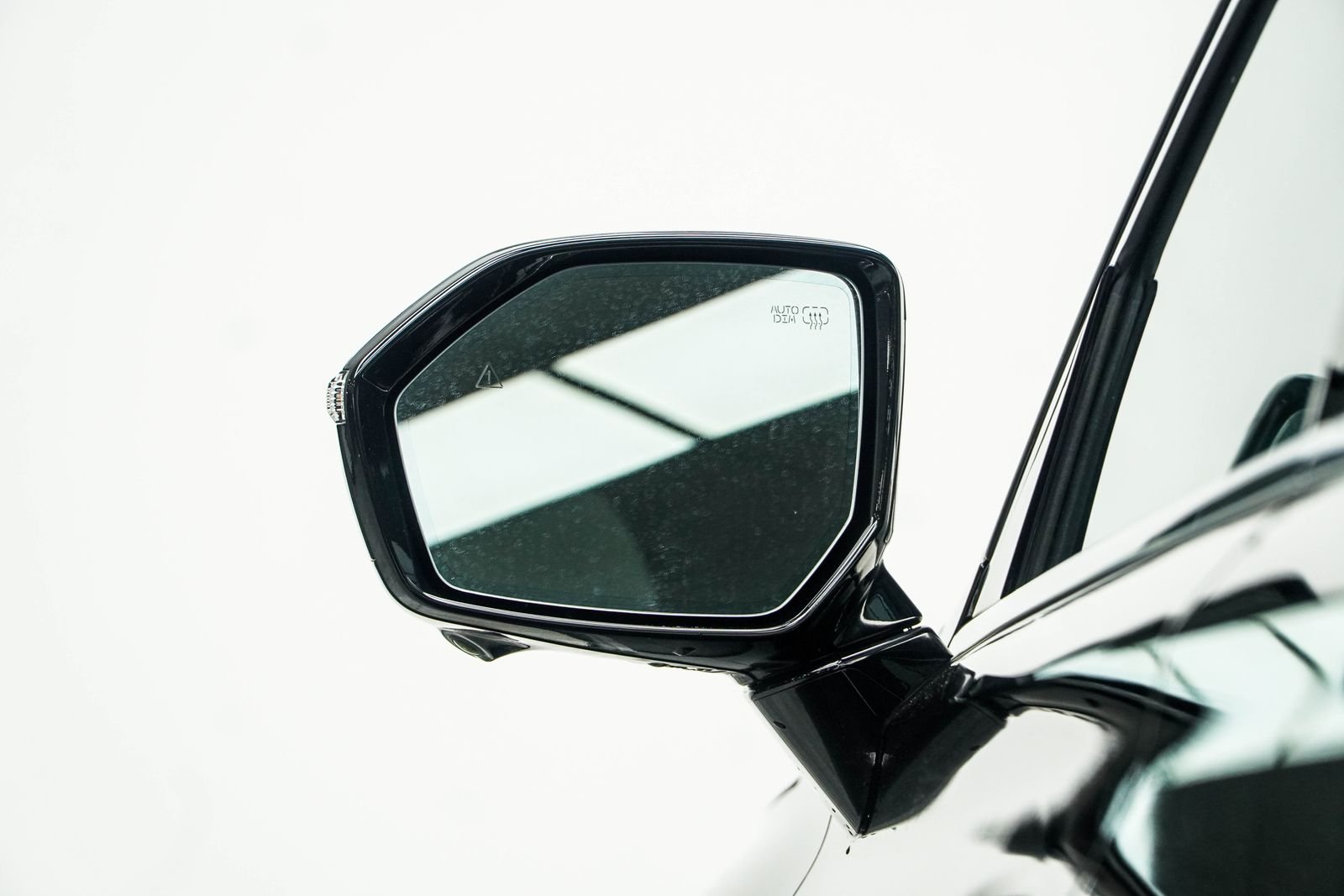 Used 2025 Black Hyundai Calligraphy image 15