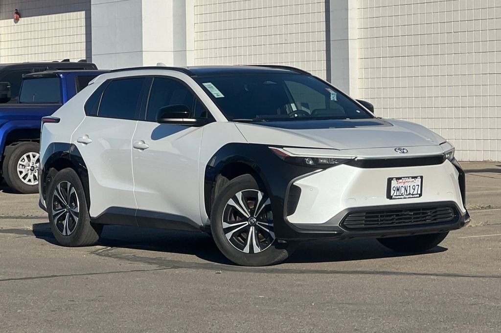 Used 2024 Toyota bZ4X XLE with VIN JTMAAAAA4RA030396 for sale in Hanford, CA