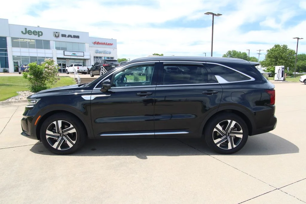 Used 2023 Black Kia SX Prestige image 18