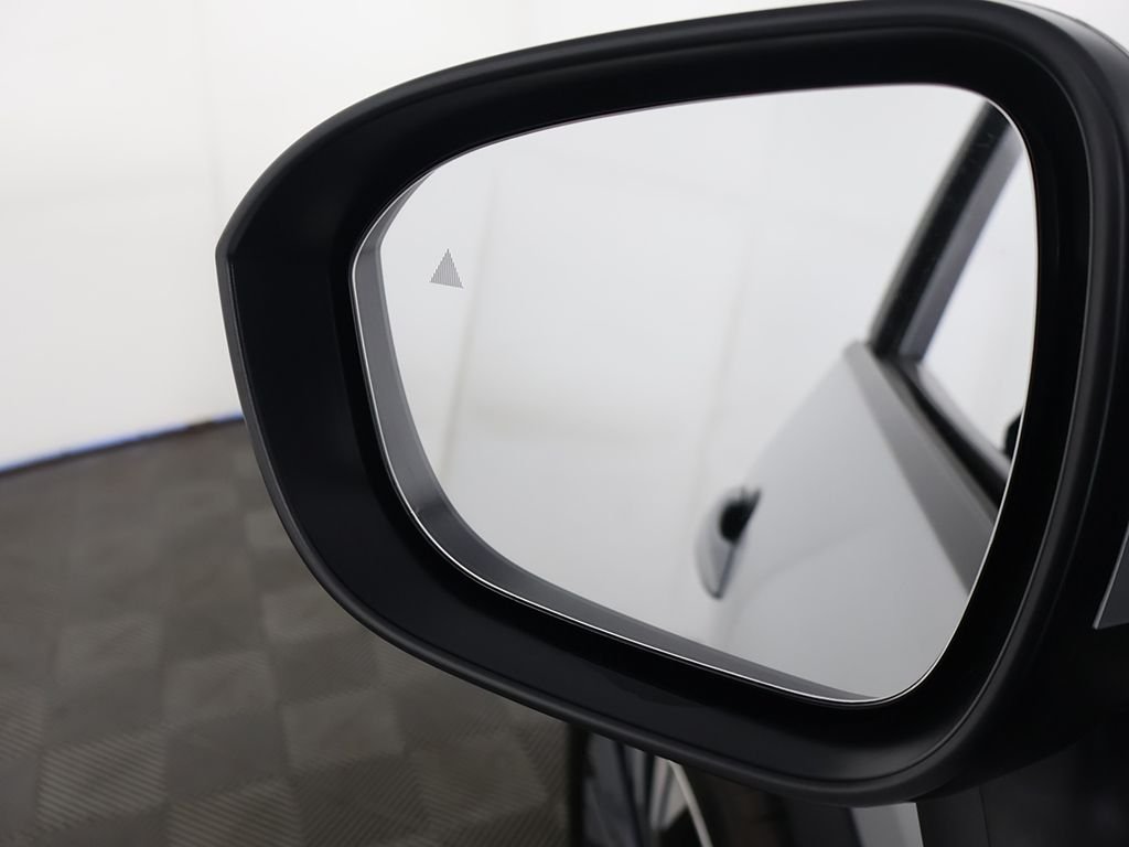 Used 2023 Silver Nissan SV image 31