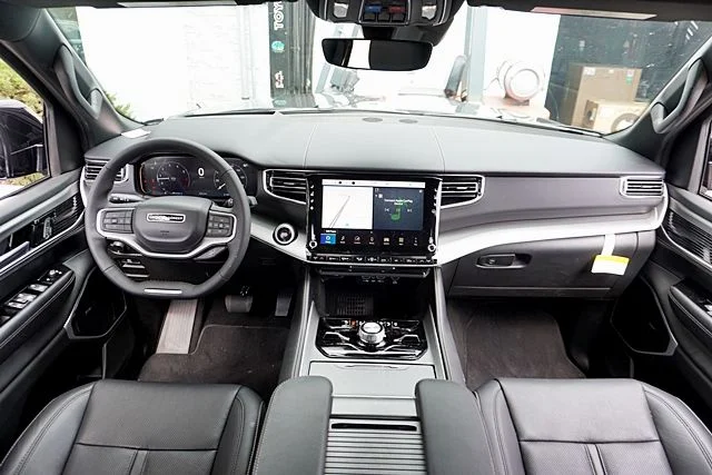 2026 Jeep Grand Wagoneer Limited Reserve - Photo 23