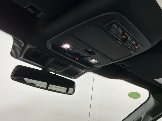 Certified Used 2025  Ford Tremor image 23