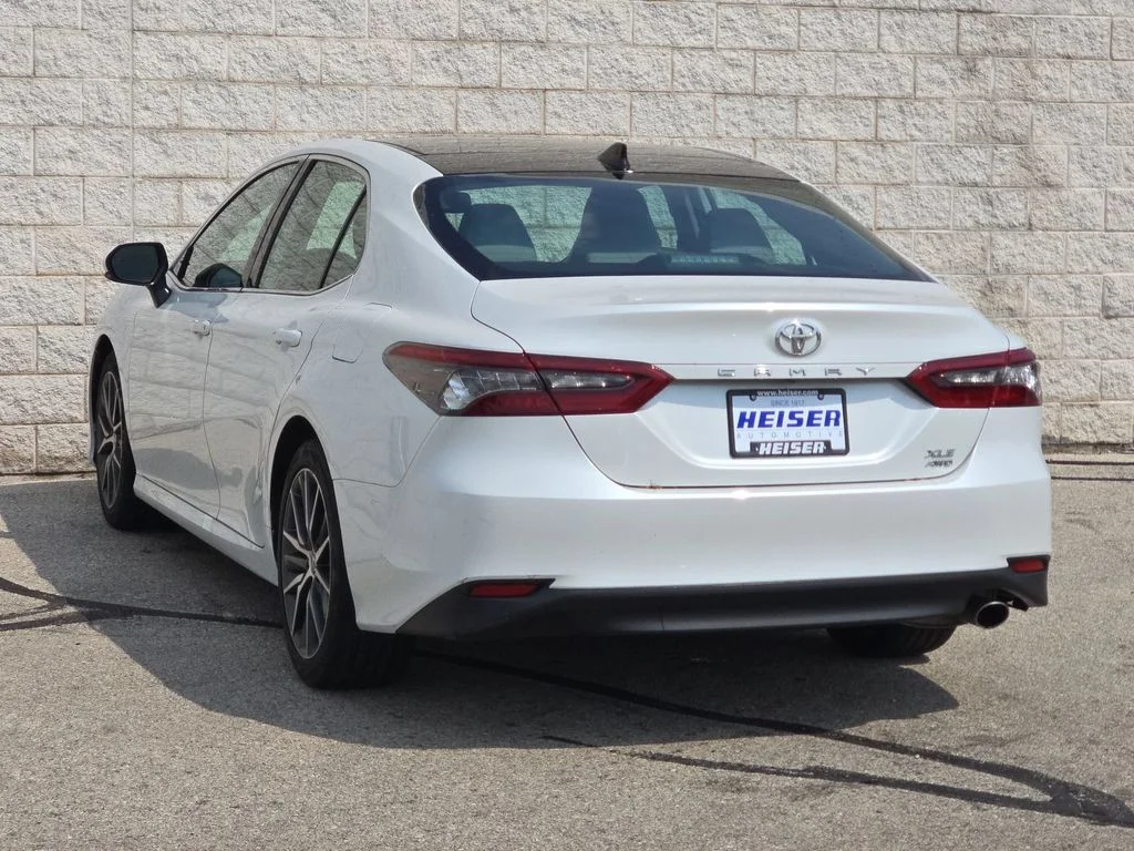 Used 2023 Beige Toyota XLE image 11