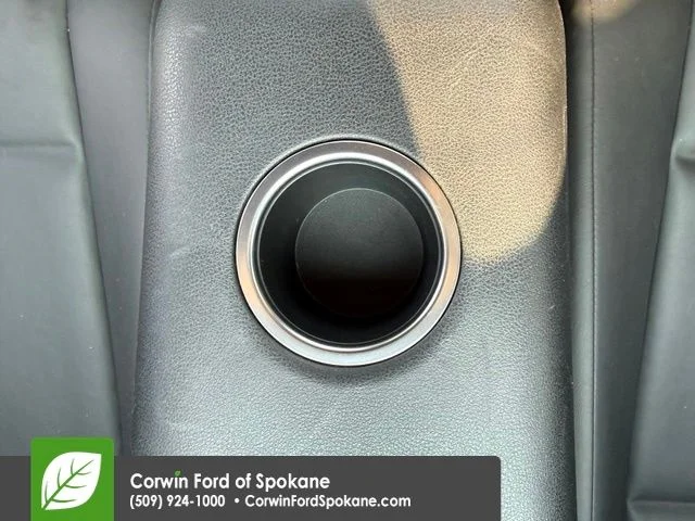 Used 2009 Black Obsidian Nissan Premium image 11