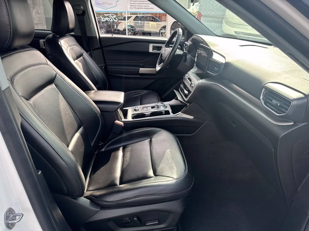 Used 2022 White Metallic Ford XLT image 36