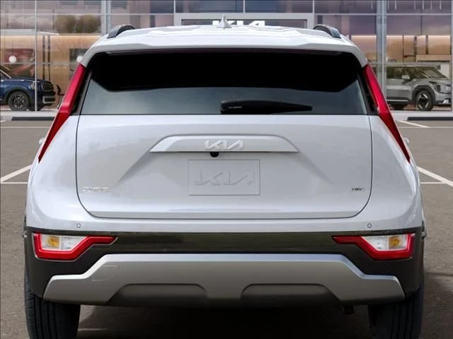 New 2026 Snow White Pearl Kia SX image 13