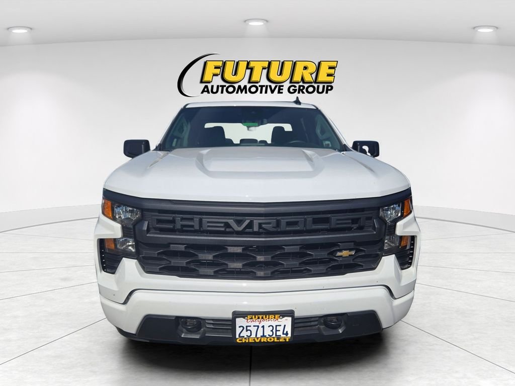 Used 2025 White Chevrolet Custom image 2