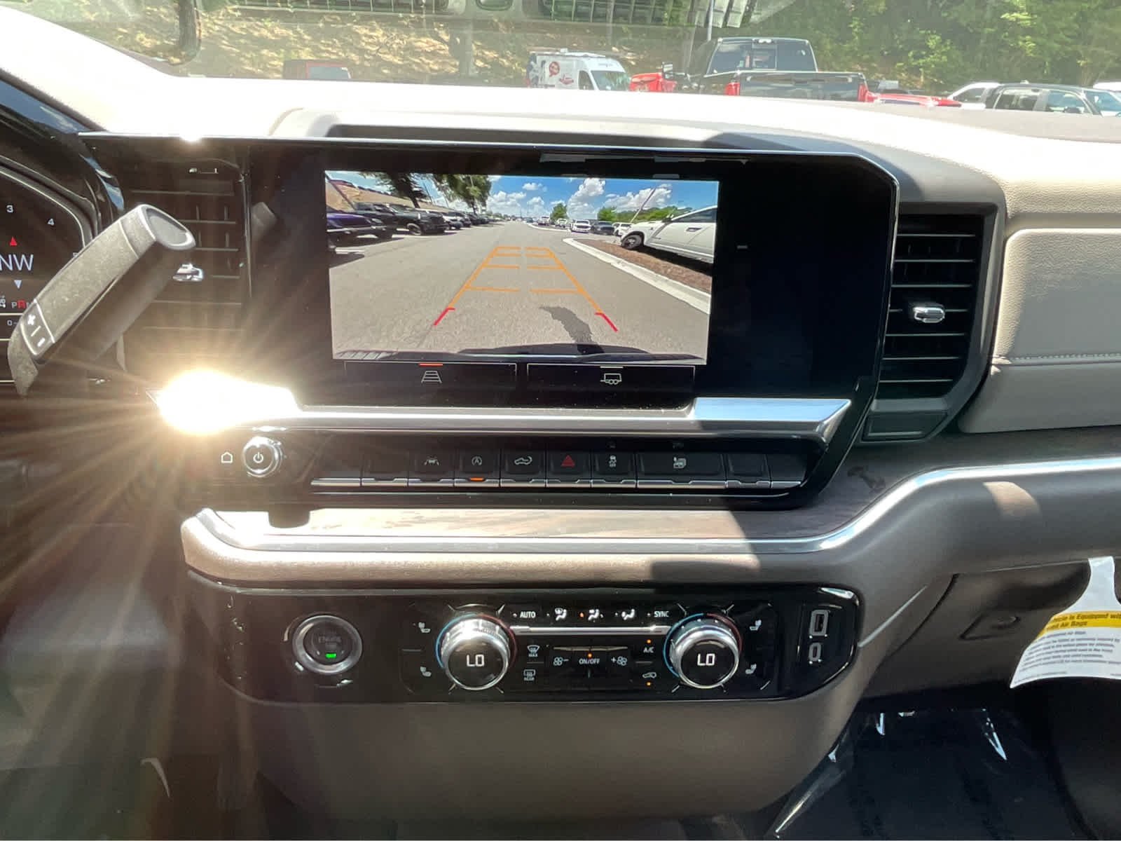 Used 2024 Summit White GMC SLT image 17