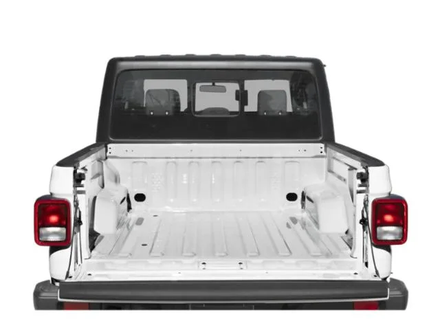 New 2026 Granite Crystal Metallic Clearcoat Jeep Sahara image 8