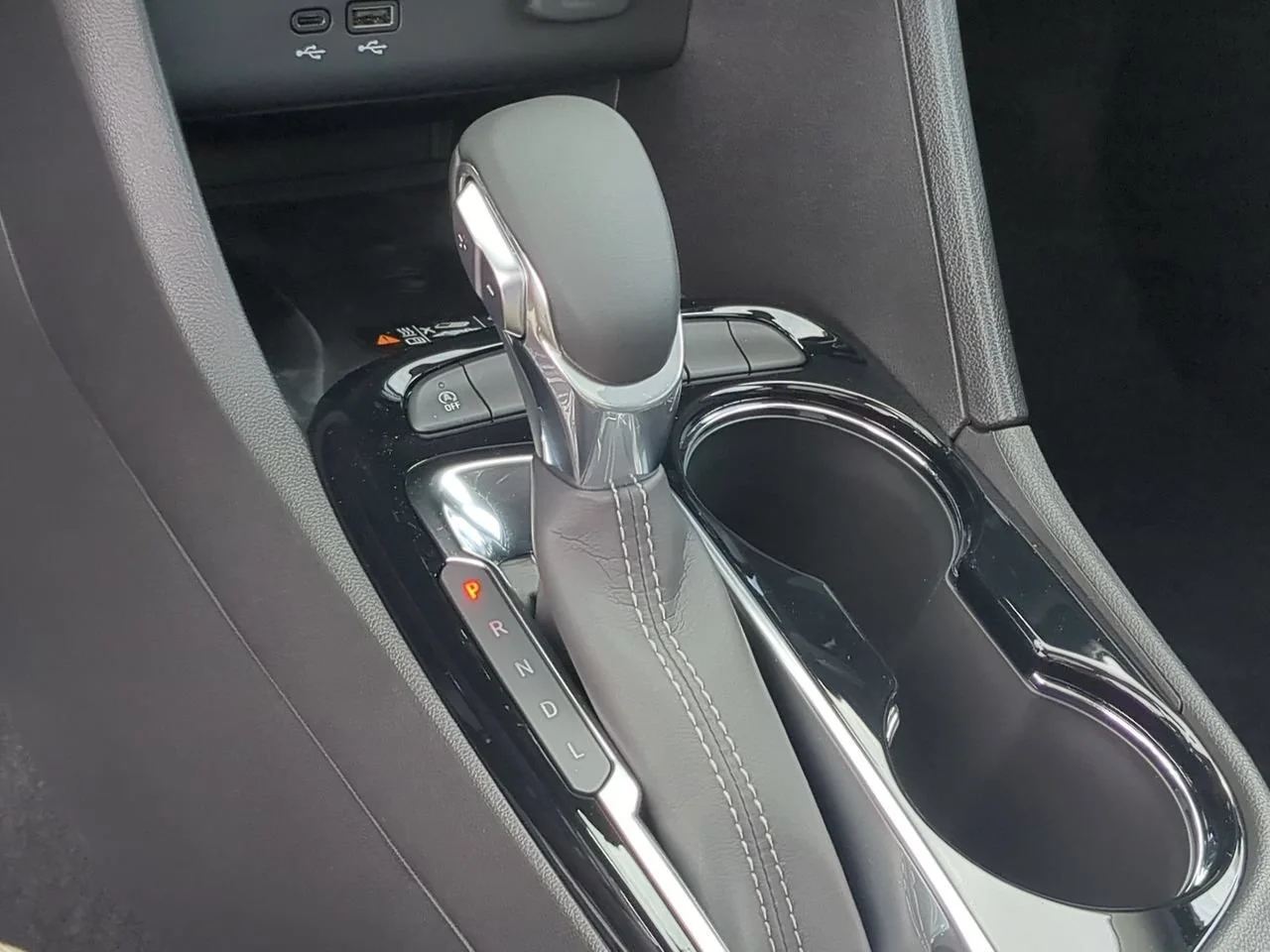 2026 Buick Encore GX Sport Touring - Photo 15