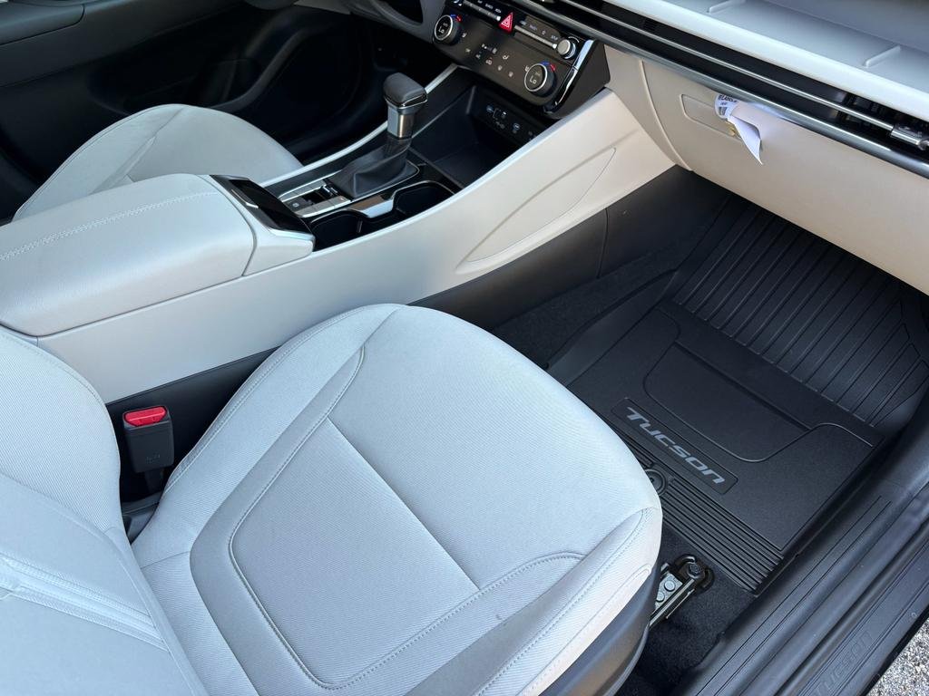 New 2026 Phantom Black Hyundai SEL FWD image 27