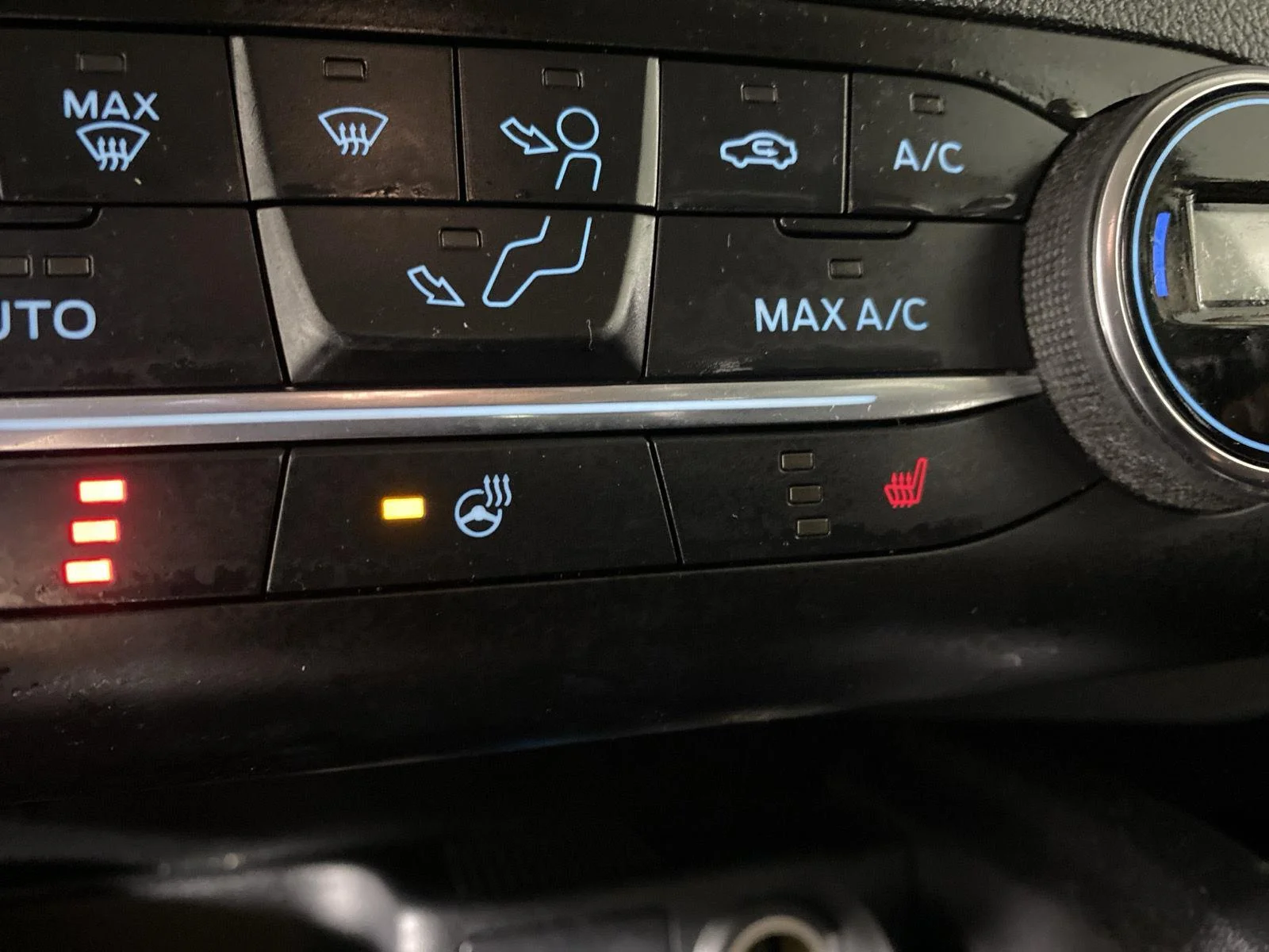 Used 2020 Magnetic Ford SEL image 20