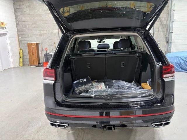 New 2026 Black Volkswagen 2.0T SEL Premium R-Line image 14