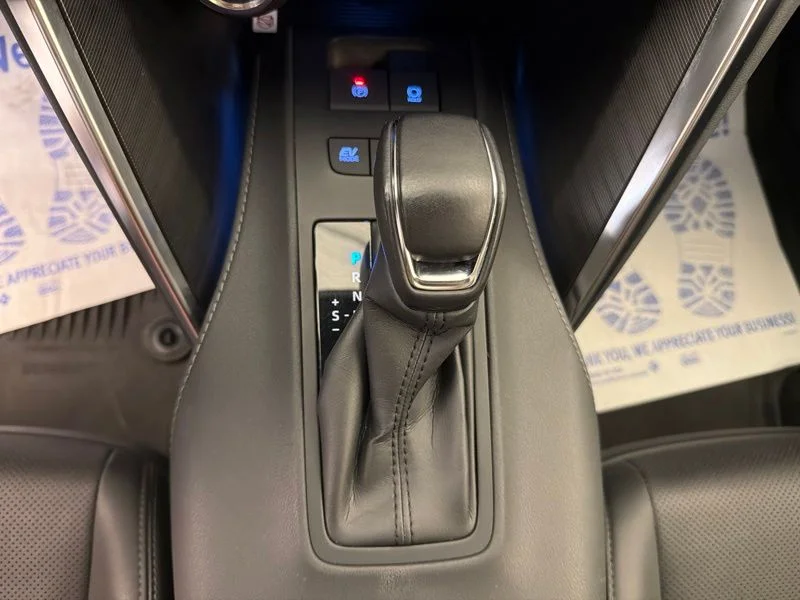 Used 2021 Red Toyota Limited image 33