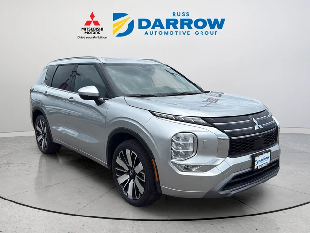 Used 2025 Silver Mitsubishi SEL image 7