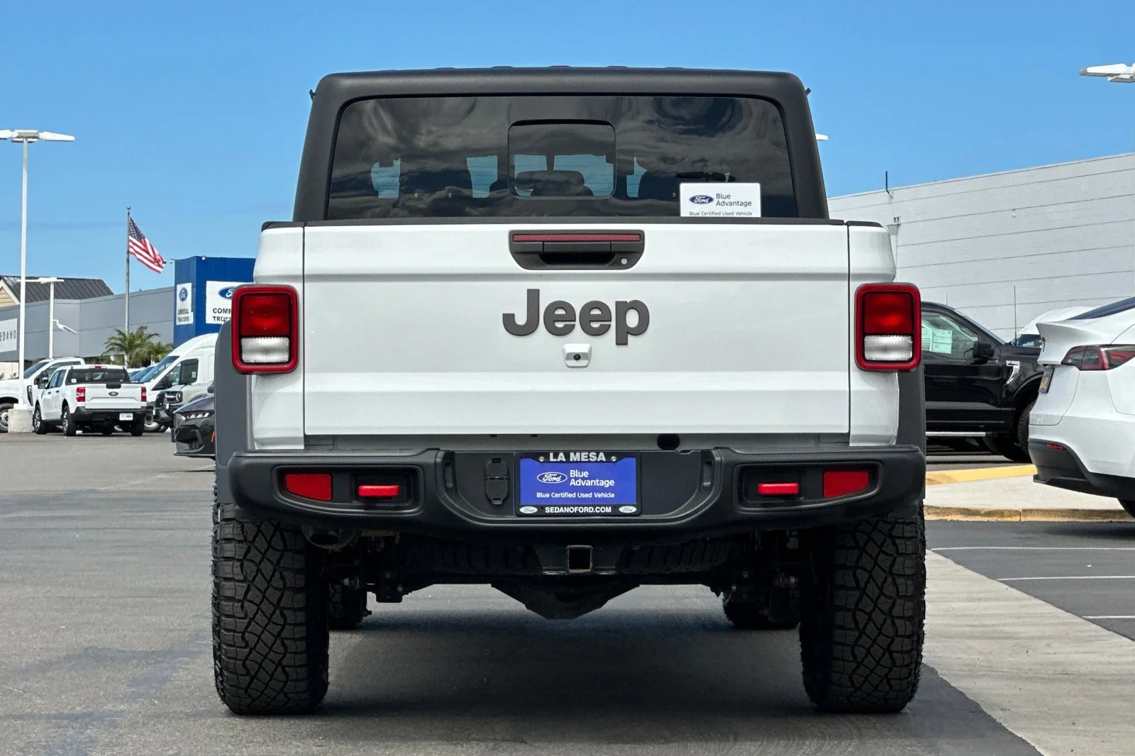 Certified Used 2021 Bright White Clearcoat Jeep Rubicon image 4