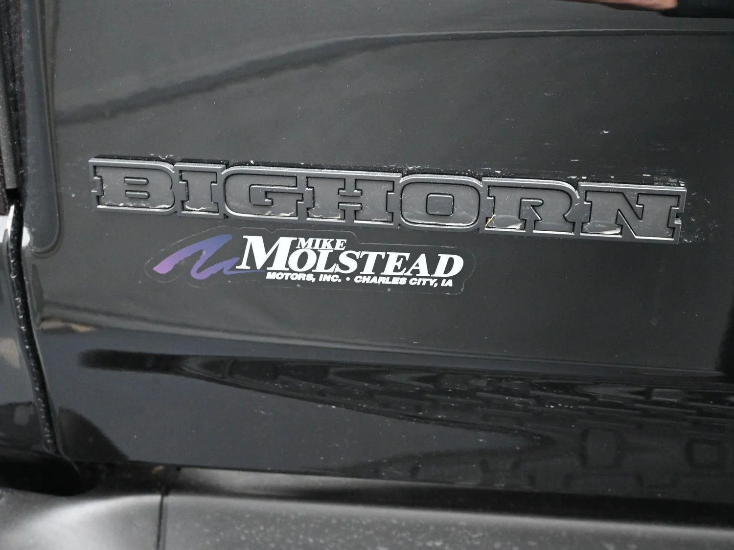 New 2026 Diamond Black Crystal Pearl-Coat Exterior Paint RAM Big Horn image 15