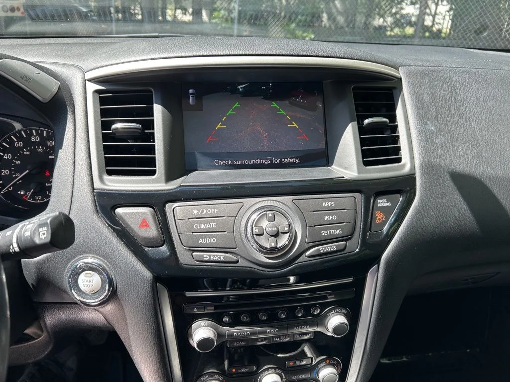 Used 2017 White Nissan SV image 19
