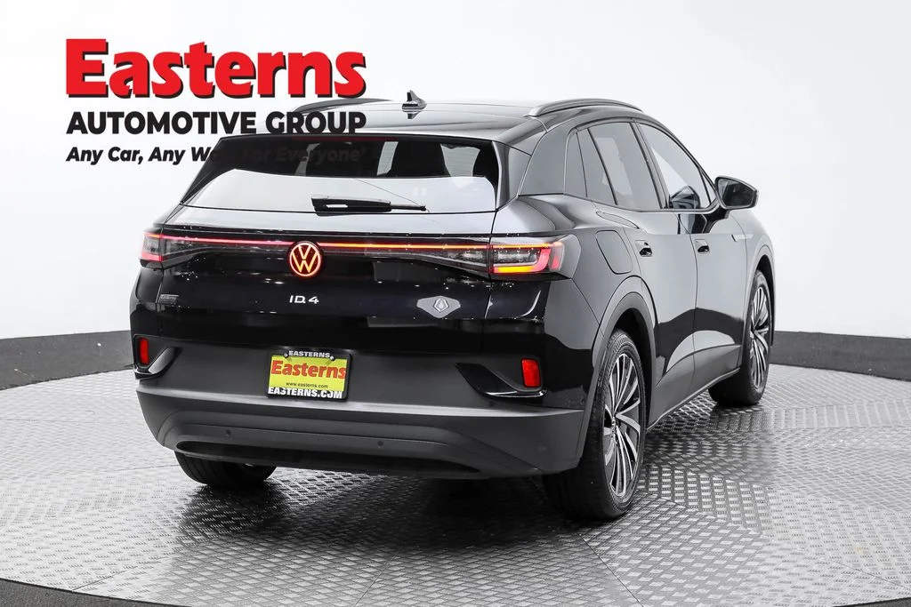 Used 2024 Black Volkswagen S image 5