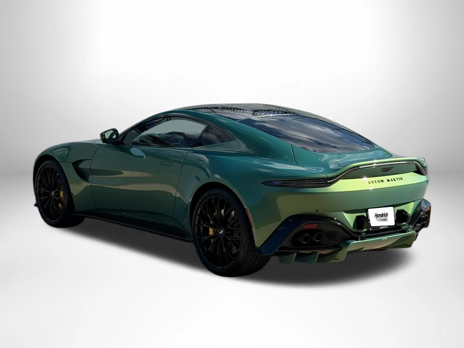Used 2023 Iridescent Emerald Aston Martin  image 16