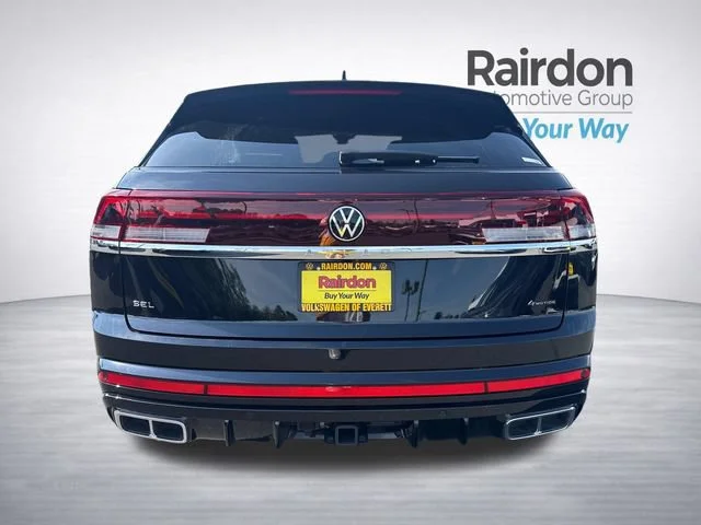 Certified Used 2025 Deep Black Pearl Volkswagen 2.0T SEL Premium R-Line image 6