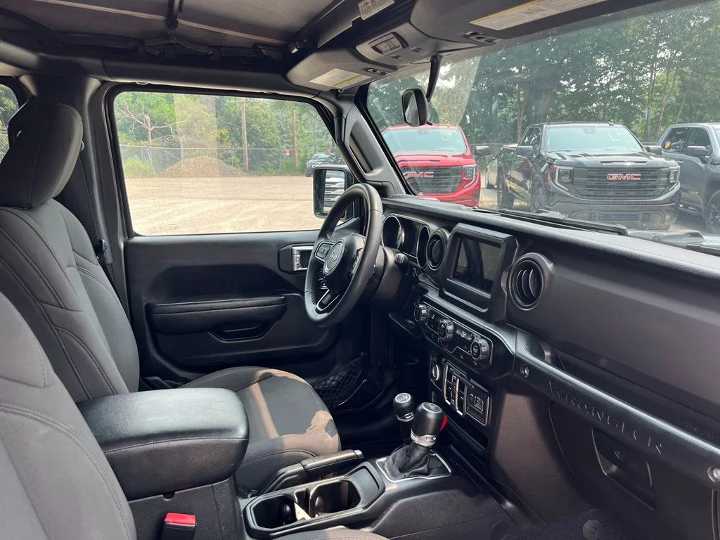 Used 2023 Granite Jeep Sport S image 38