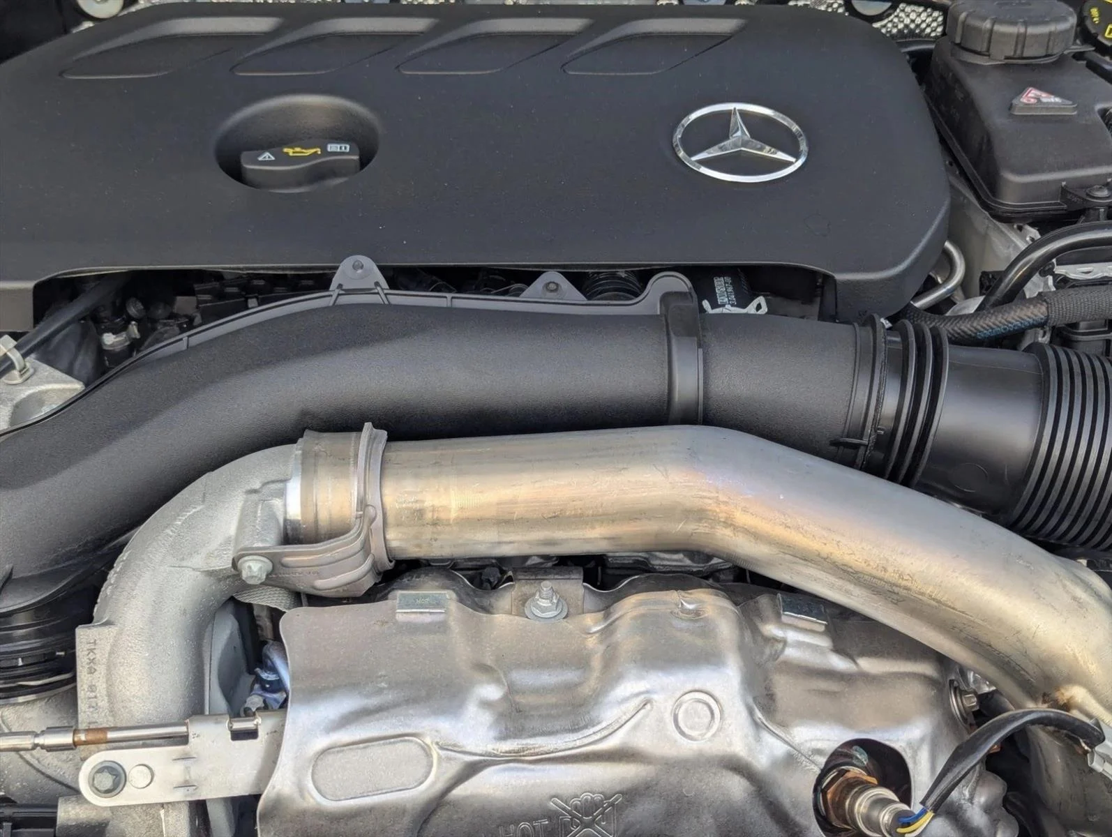 Used 2026 Cirrus Silver Metallic Mercedes-Benz GLB 250 image 22